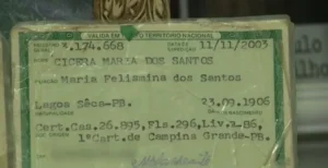 Identidade de Cícera Maria dos Santos (Foto: Reprodução/TV Paraíba).